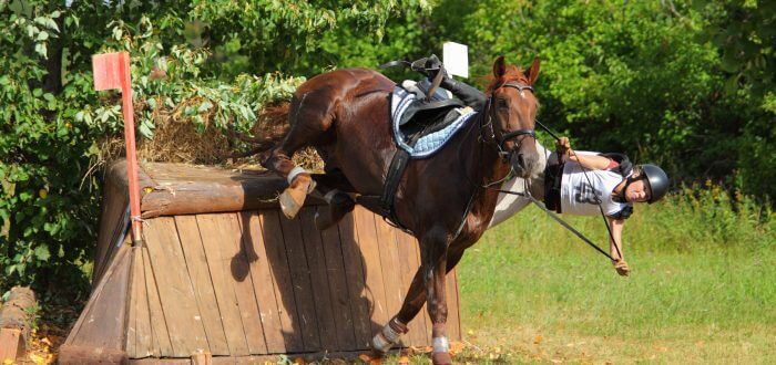 Incident during a sports horseback jump